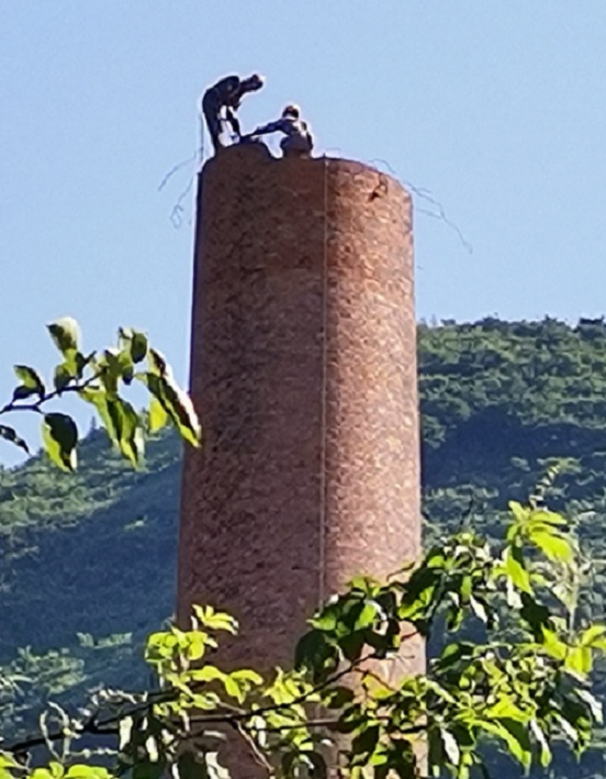 煙囪拆除公司技術(shù)專業(yè) 拆除安全